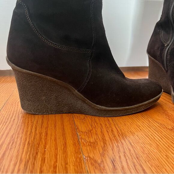 Clarks Dark Brown High Knee Suede Embroidered Wedge Rodeo Boots 8.5 - Picture 14 of 14